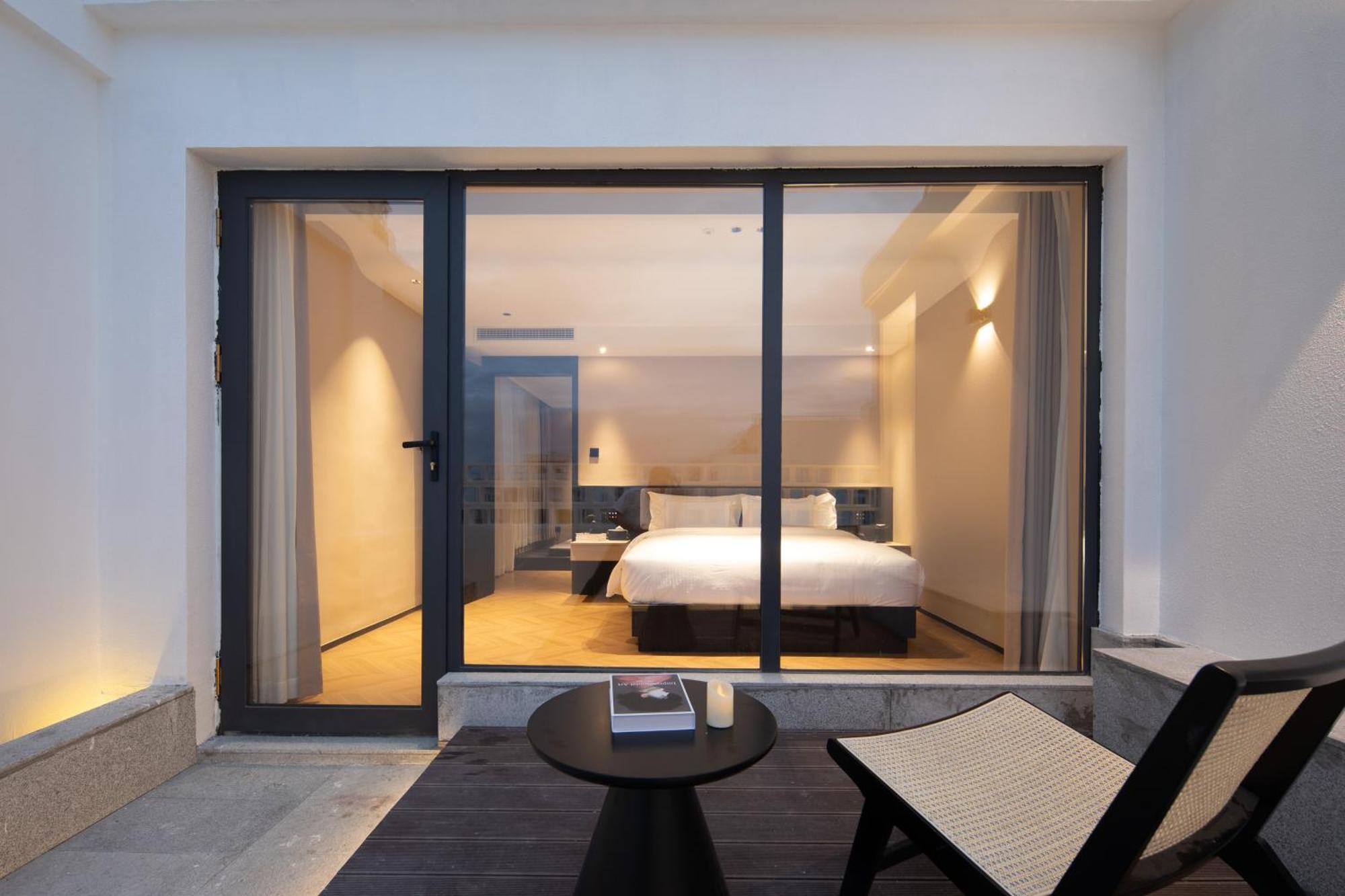 See You Soon At The Ritz Rose Summer Hotel Санья Экстерьер фото